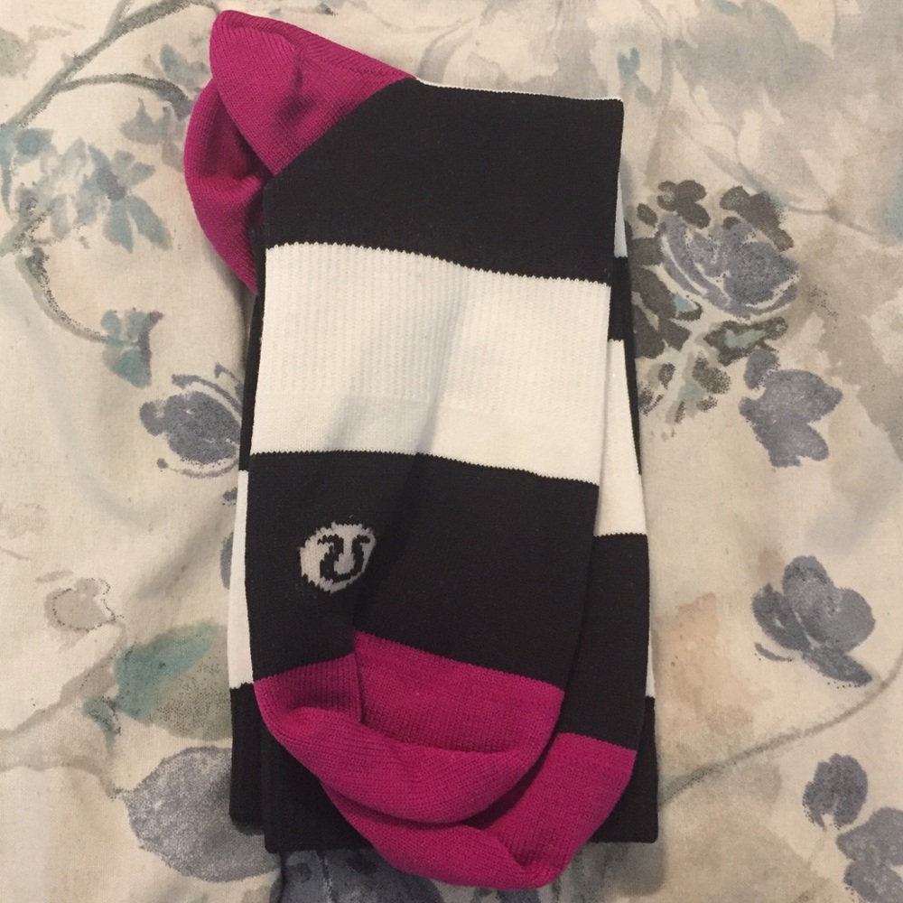 Lululemon socks